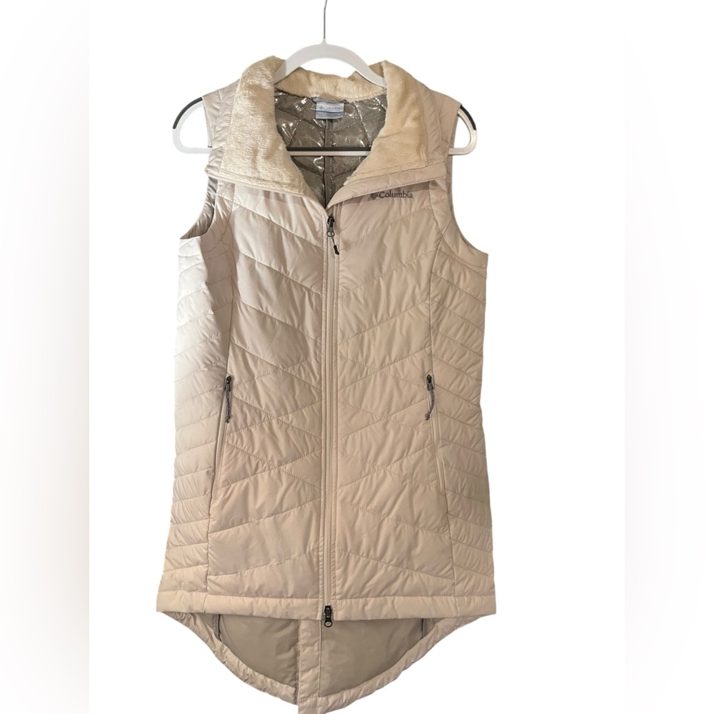 Columbia Women's Beige Quilted Vest